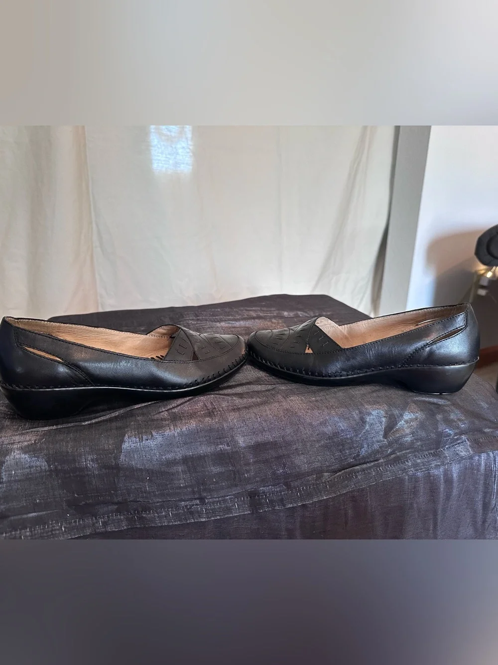 Leather Easy Spirit Black Women's Slip-On Loafers 6 1/2 medium 6.5 woven design